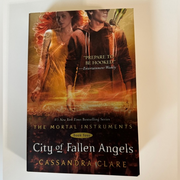 The Mortal Instruments Books (Books 2-5) - Picture 7 of 10